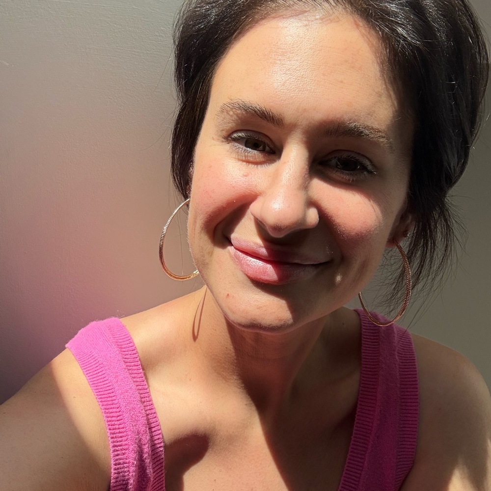 Meet your Posher, Desiree